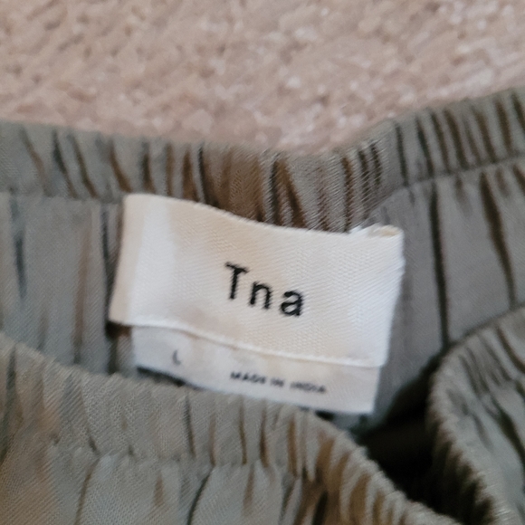 TNA Aritzia Trouser Rideau Pant NWT Still - Picture 3 of 4